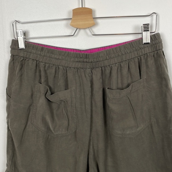 Boden Talia women's elastic drawstring waist 4 pocket soft green short Size 10 - Picture 5 of 6